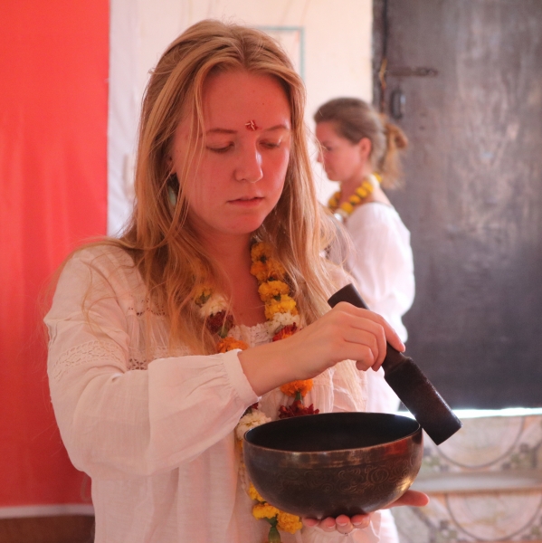 Learn how to Rub Tibetan singing bowls To Create Vibrational Sound Healing During Session